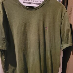 Tommy Hilfiger Men's Olive Short Sleeve Tee